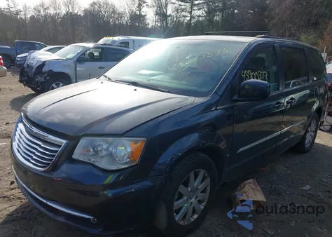 2014 Chrysler Town & Country Touring from USA, damaged, VIN 2C4RC1BG8ER367949